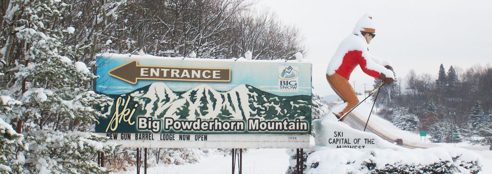 Trailside Skiing at Big Powderhorn